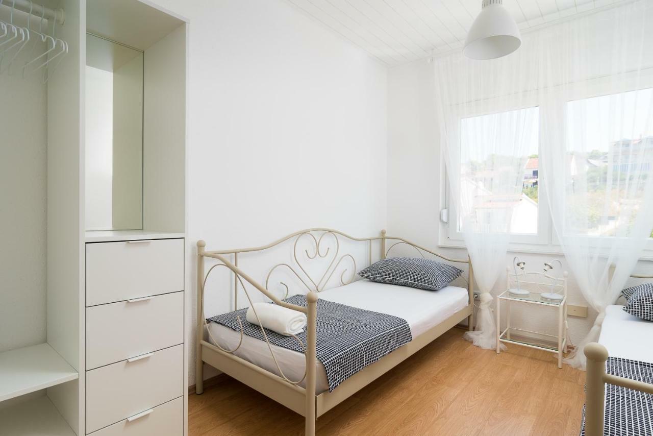 Apartman Regius White Trogir Buitenkant foto